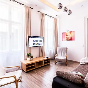  Apartment Bpr D8 Premier Hungary