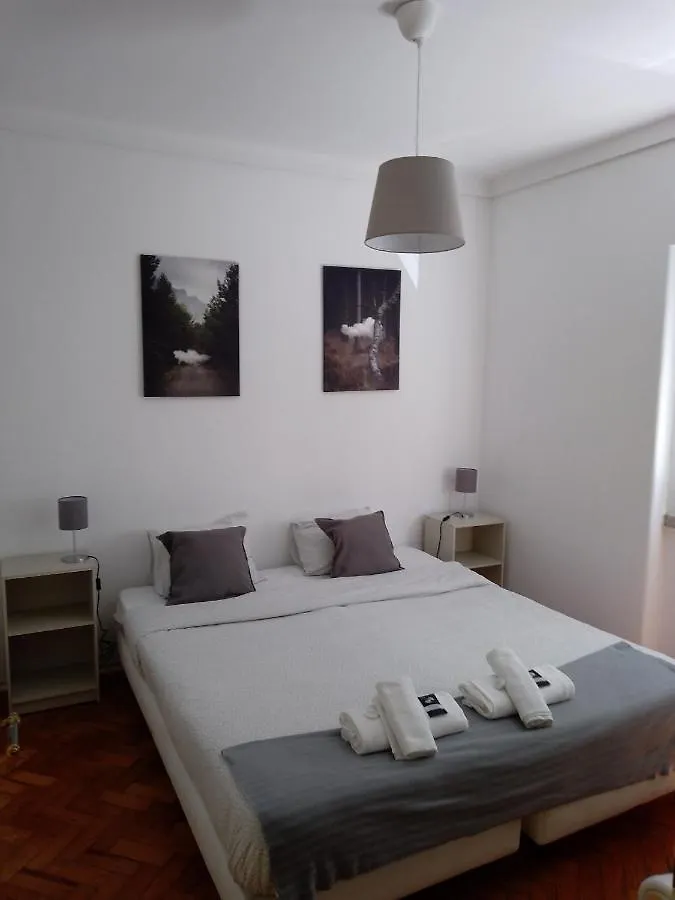 Oriente Dna Studios II Apartment Lisbon