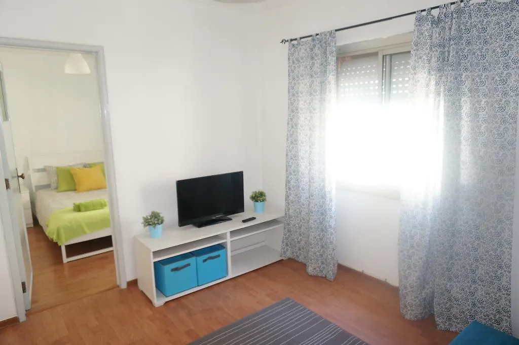 Oriente Dna Studios II Apartment Lisbon 0*,