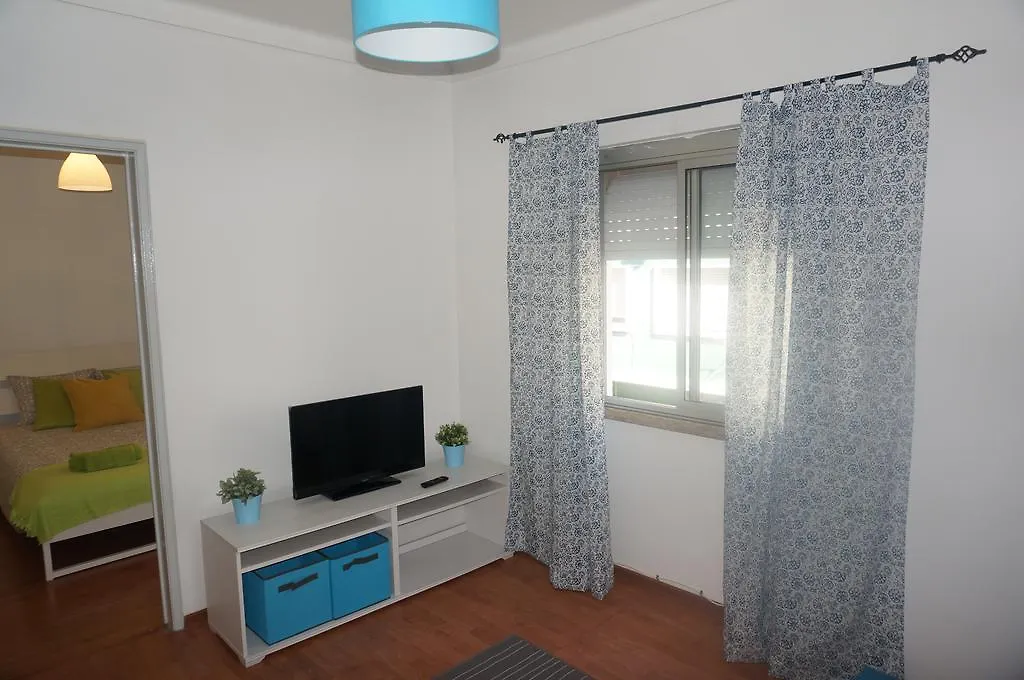 Oriente Dna Studios II Apartment Lisbon
